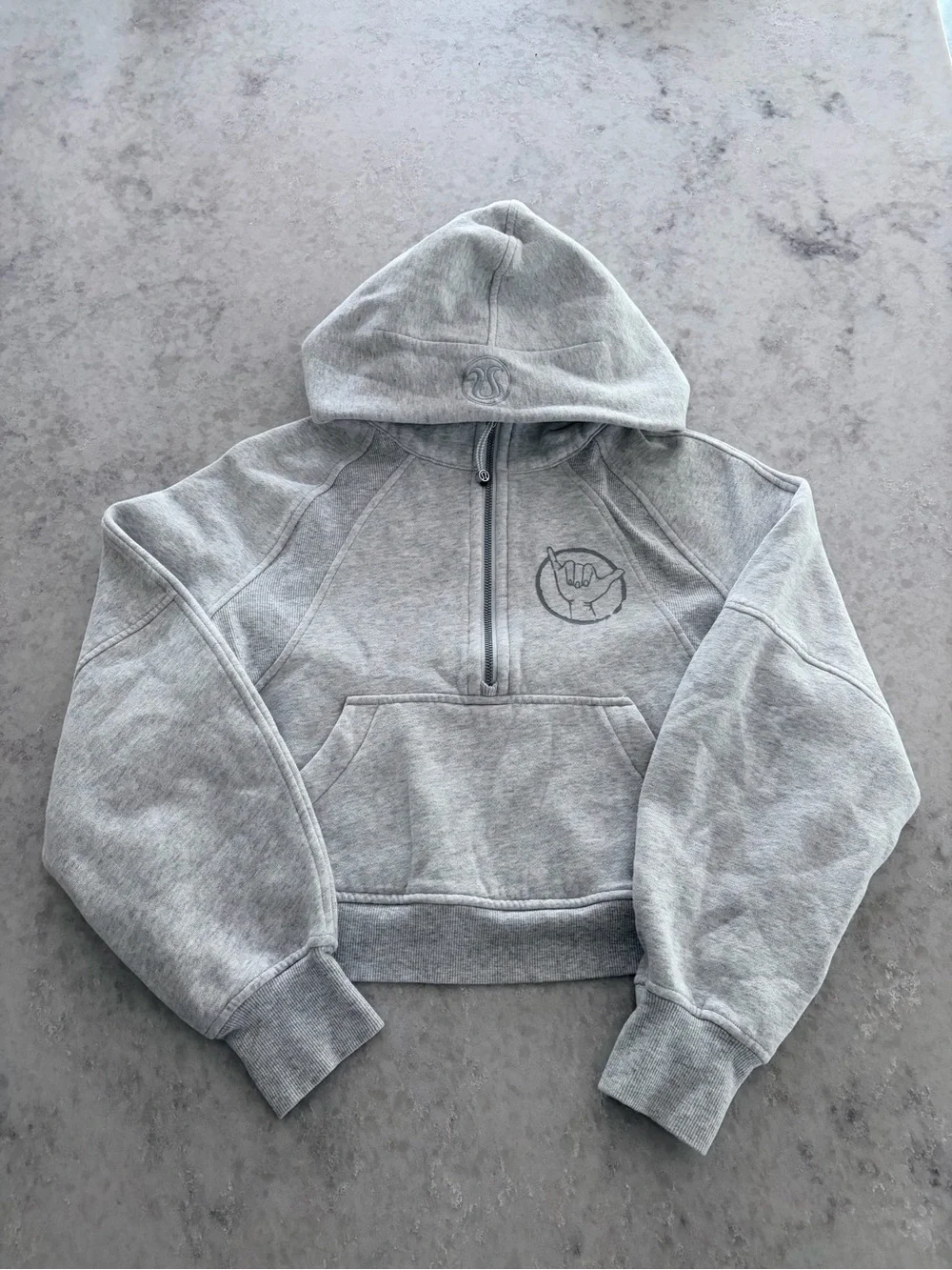 Lululemon Hawaii Shaka Graphic Scuba Half-Zip Hoodie in Gray - Size XS/S